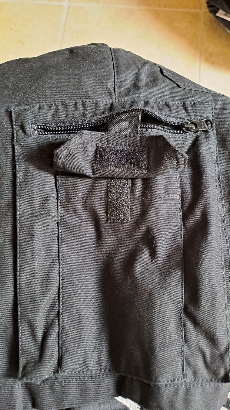 Hosen: Shorts cargo noir taille 38 – Gebraucht aus Rolle von Loutre84 7
