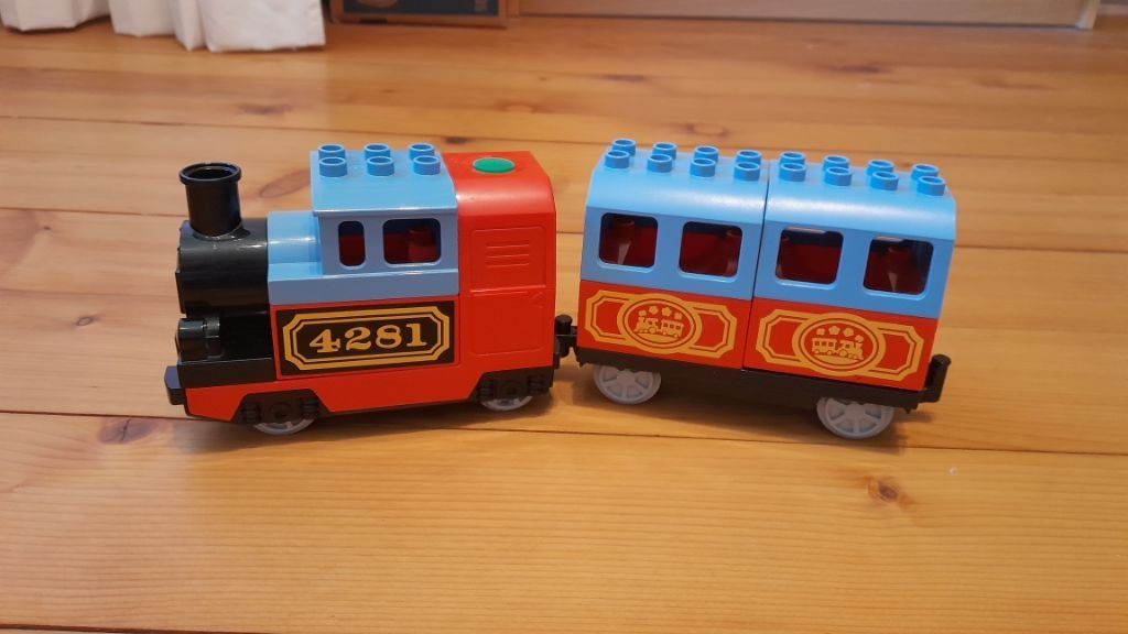 Lego Jouets: Lego Duplo Eisenbahn  – D'occasion à Matten b. Interl par simkli
