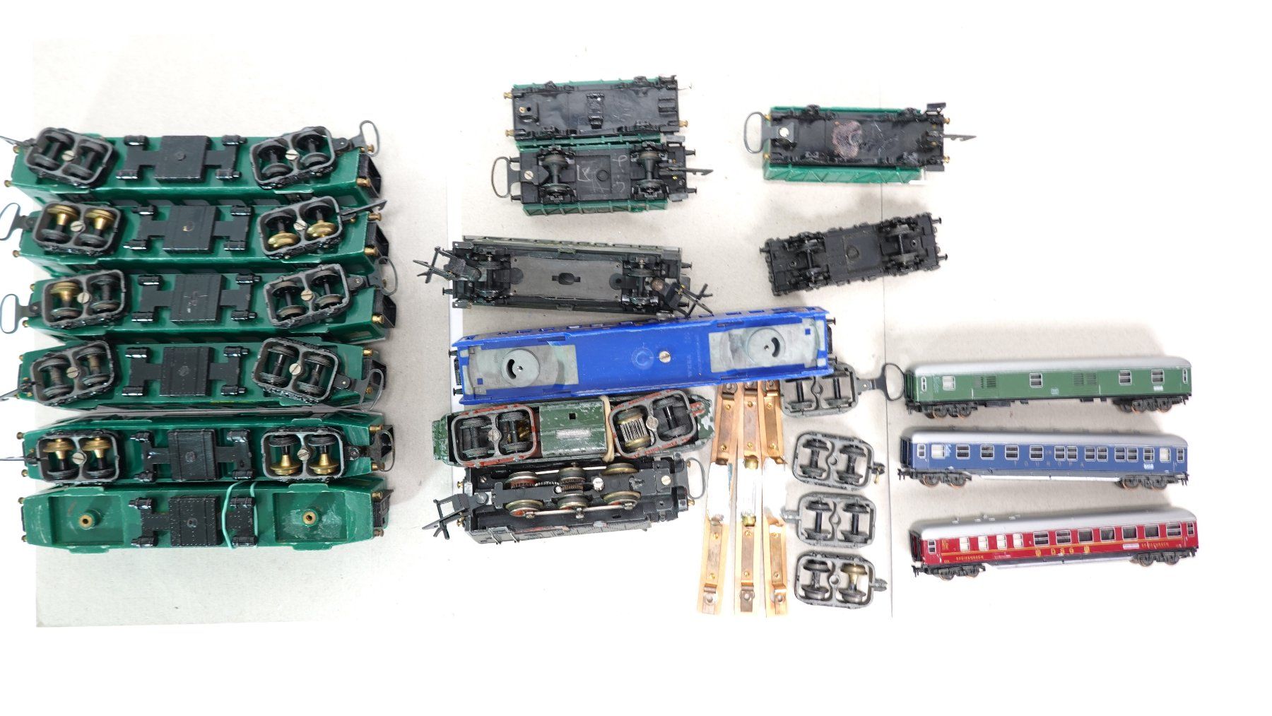 Wesa Modellini di ferrovie: e69 Wesa Konvolut Rollmaterial Bastelset | Bastelware – Usato da Thun venduto da evinka_gmbh 9