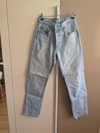Levis 501 W24 L28 sehr schöner Zustand
