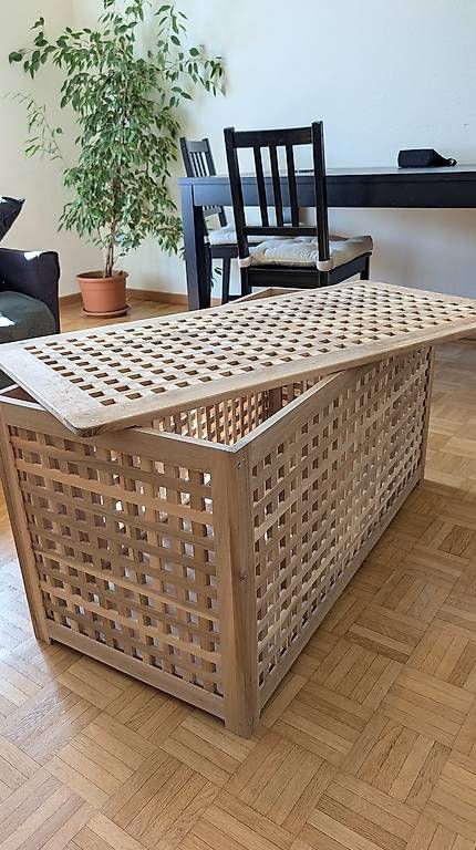 Tables: Aufbewahrungstisch – D'occasion à Zürich par cyrilrueg 1