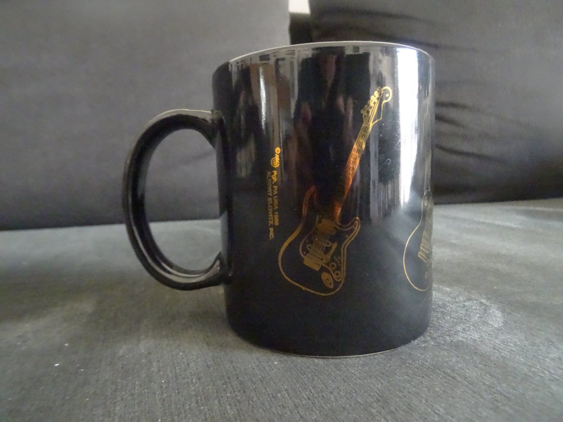 Tazze: Tasse - design guitares – Nuovo (secondo la descrizione) da PRILLY venduto da hurricane2000