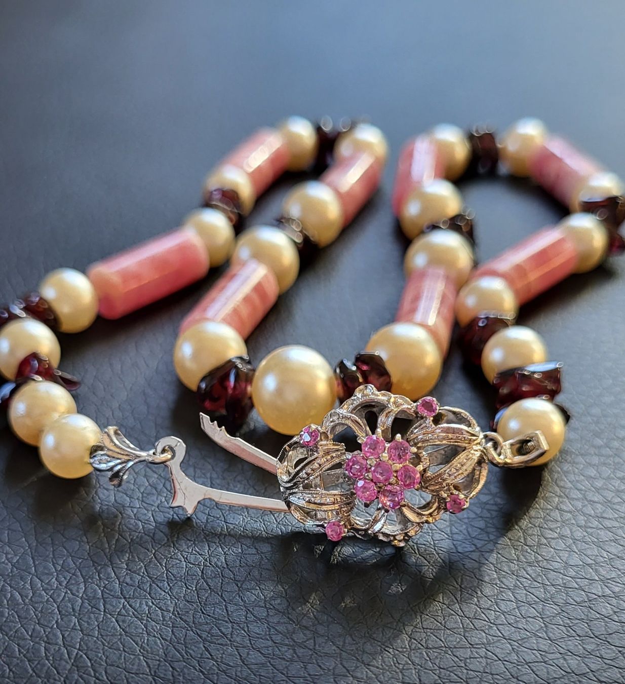 Catenine: 750 Weiss Gold Perlen Kette Mit Steine – Usato da Wald ZH venduto da Dasilver 1