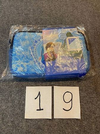 Pochette Reine des neiges pour tablette 7'