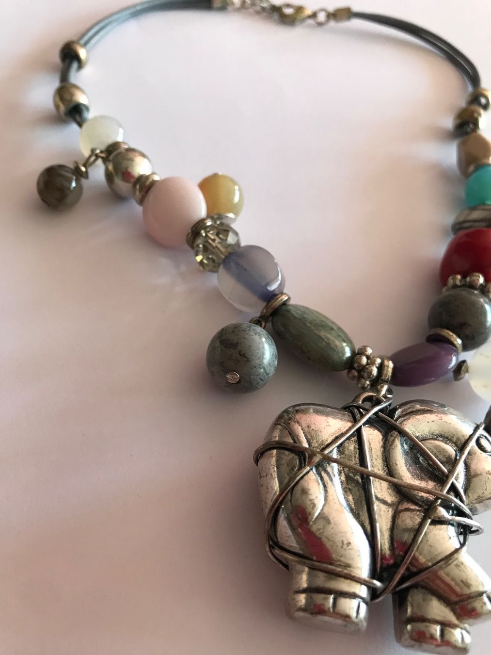 Ketten: Collier moon •c paris – Gebraucht aus Grimisuat von eliseba88 4