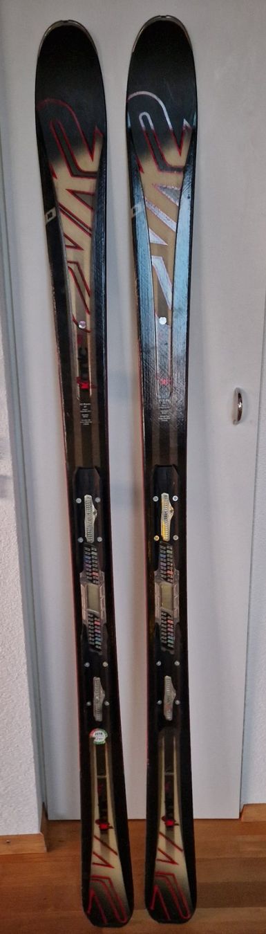K2 Sci: Schöner Deko Ski – Difettoso da Münsingen venduto da Geeskile 1