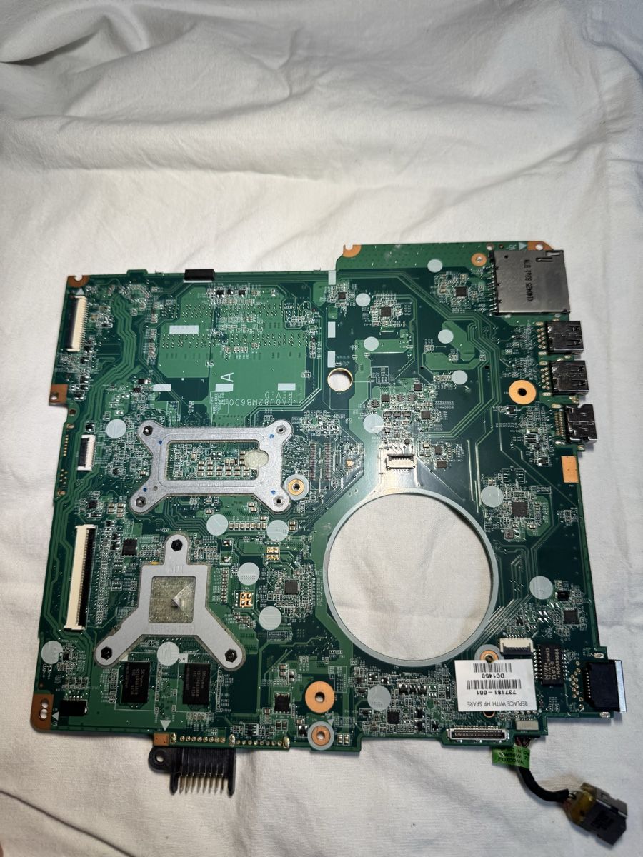 Hewlett Packard Schede madri: HP Pavilion 15 Motherboard - Defekt – Difettoso da Wängi venduto da CoreSwap 1