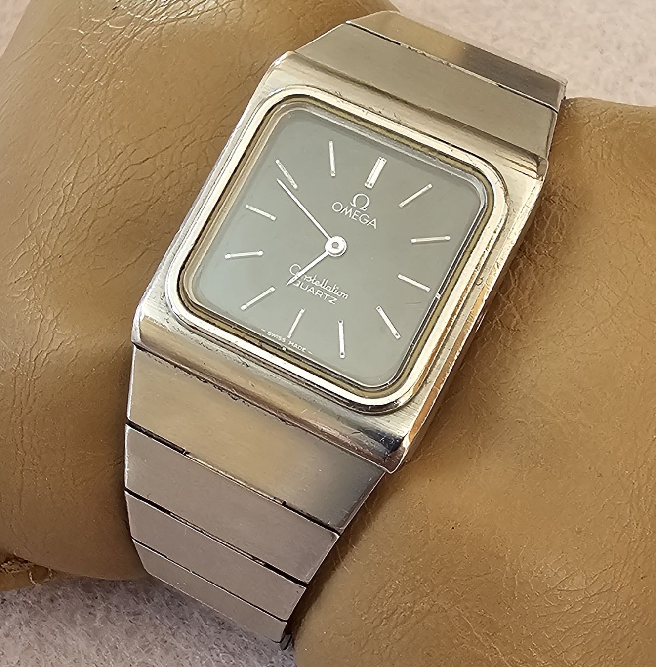 Omega Orologi: OMEGA Constellation Saphirglas Elegante Damenuhr – Usato da Speicher venduto da Swisswtch