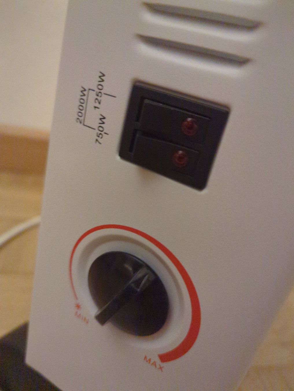 Radiatori: Electric radiator – Nuovo e nell'imballaggio originale da Basel venduto da man_q6b5 1