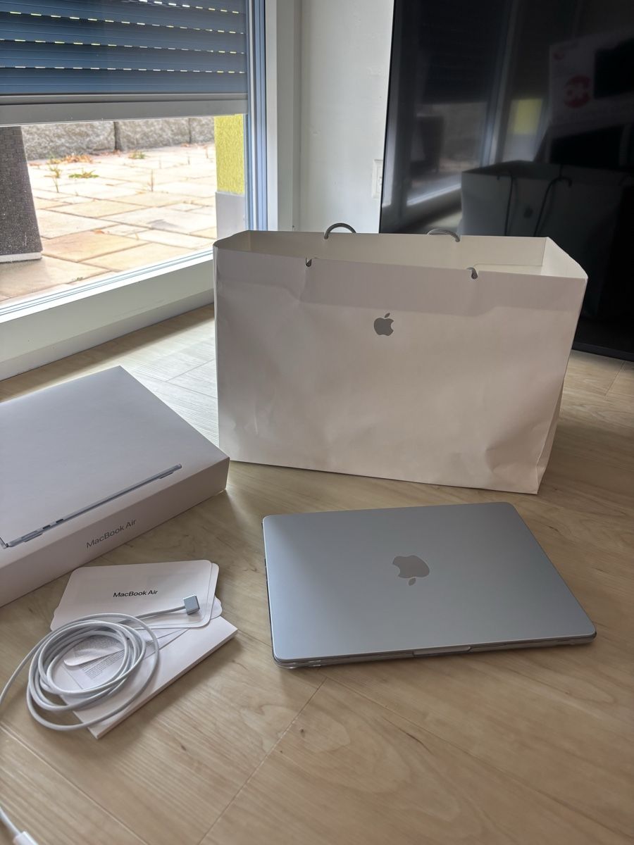 Apple Notebooks: 13-inch MacBook Air M5 chip – Neu (gemäss Beschreibung) aus Matzingen von Baumi_C 1
