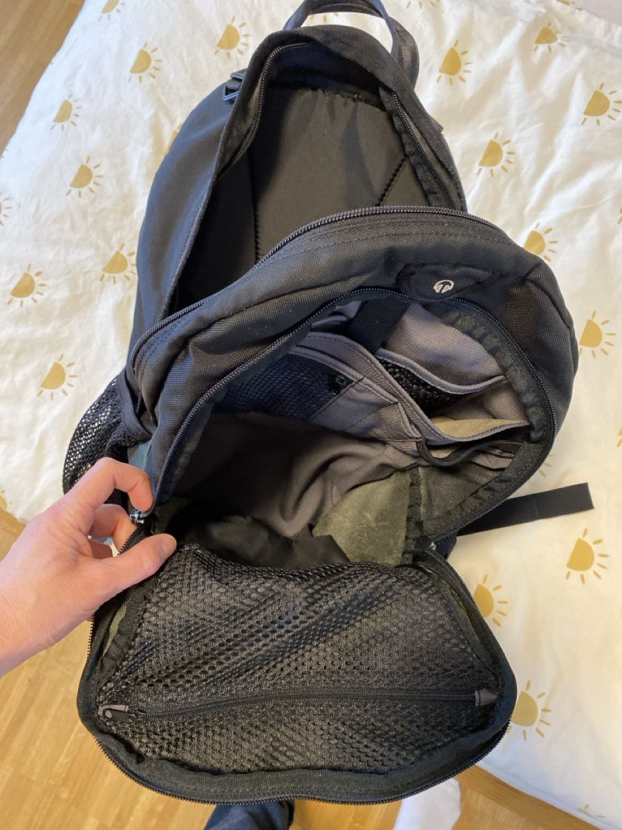 Zaini: Eagle Creek Rucksack Matrix Cadmium schwarz – Usato da Seuzach venduto da freiheiten 1