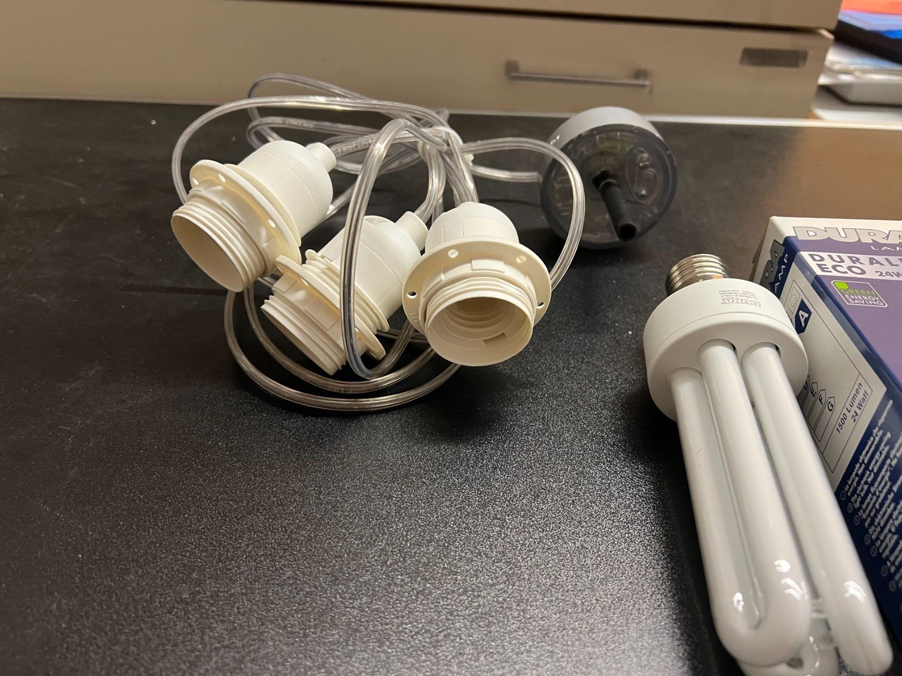 Lampadari & plafoniere: ESEDRA CILINDRO DIAM NERO incl. CABLE – Nuovo e nell'imballaggio originale da Mägenwil venduto da BackInWhite 6