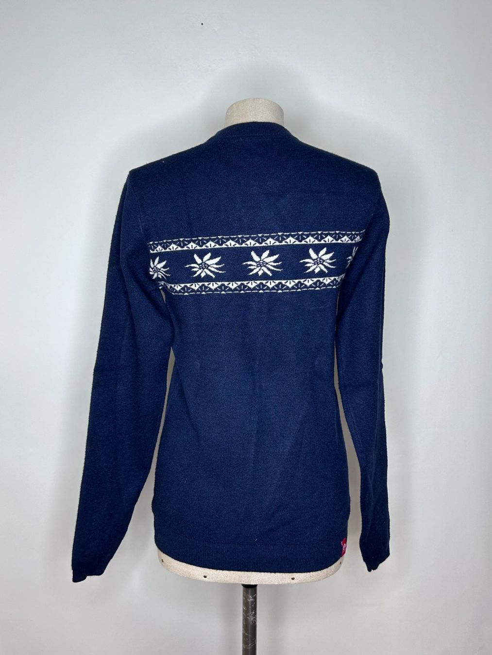 Cos Pulls & Sweat-shirts: Heidi Pullover – D'occasion à St. Gallen par look-twice 2