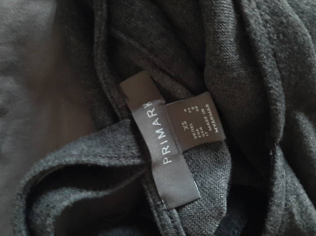 Primark Pullover & Sweatshirts: Primark dünner Pullover Gr. XS Grau – Neu (gemäss Beschreibung) aus Marthalen von Jenny.Z 2