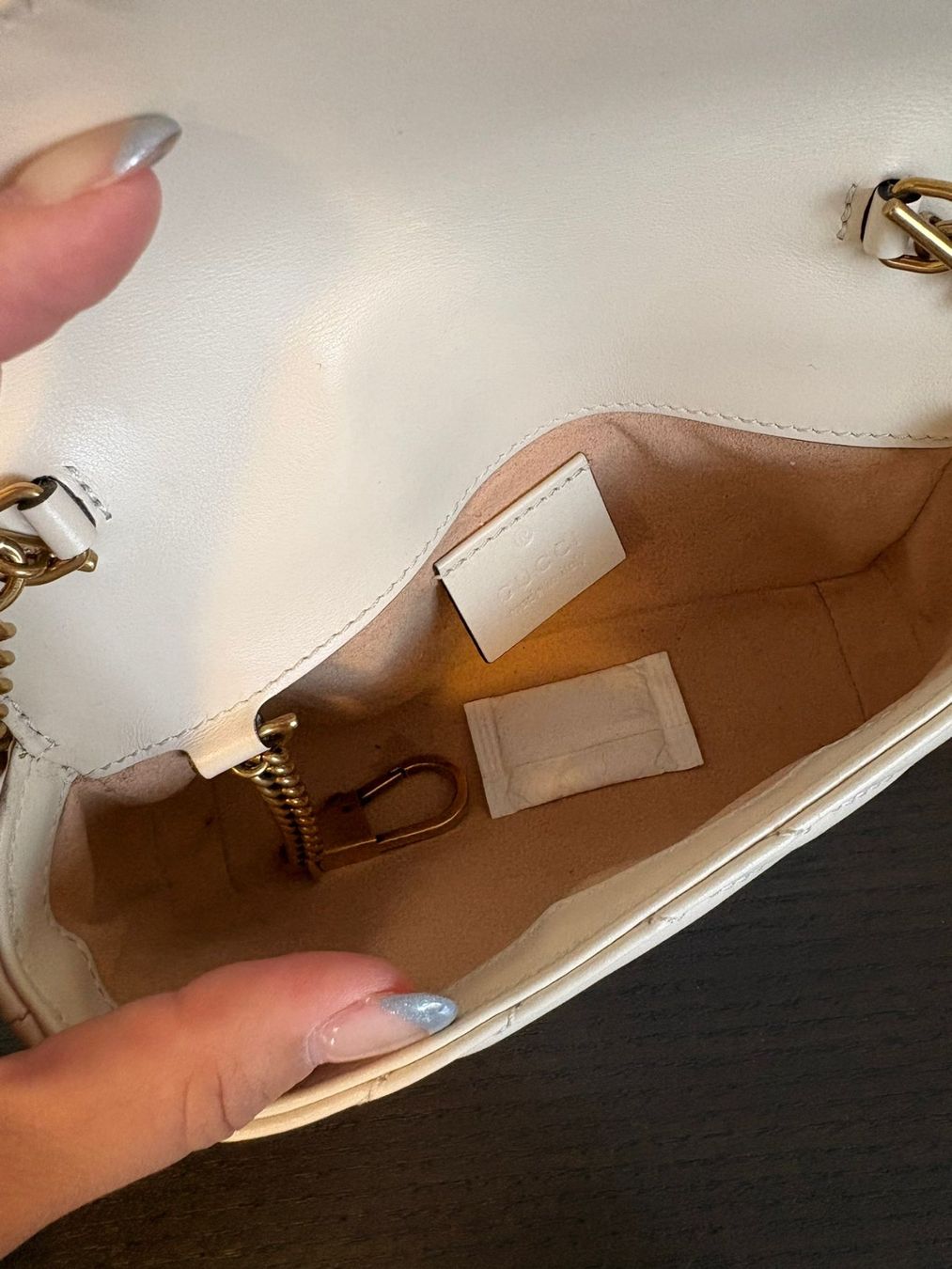 Gucci Taschen für Damen: GG Marmont Mini Schultertasche aus Leder – Neu (gemäss Beschreibung) aus Rorschach von Spektar 4