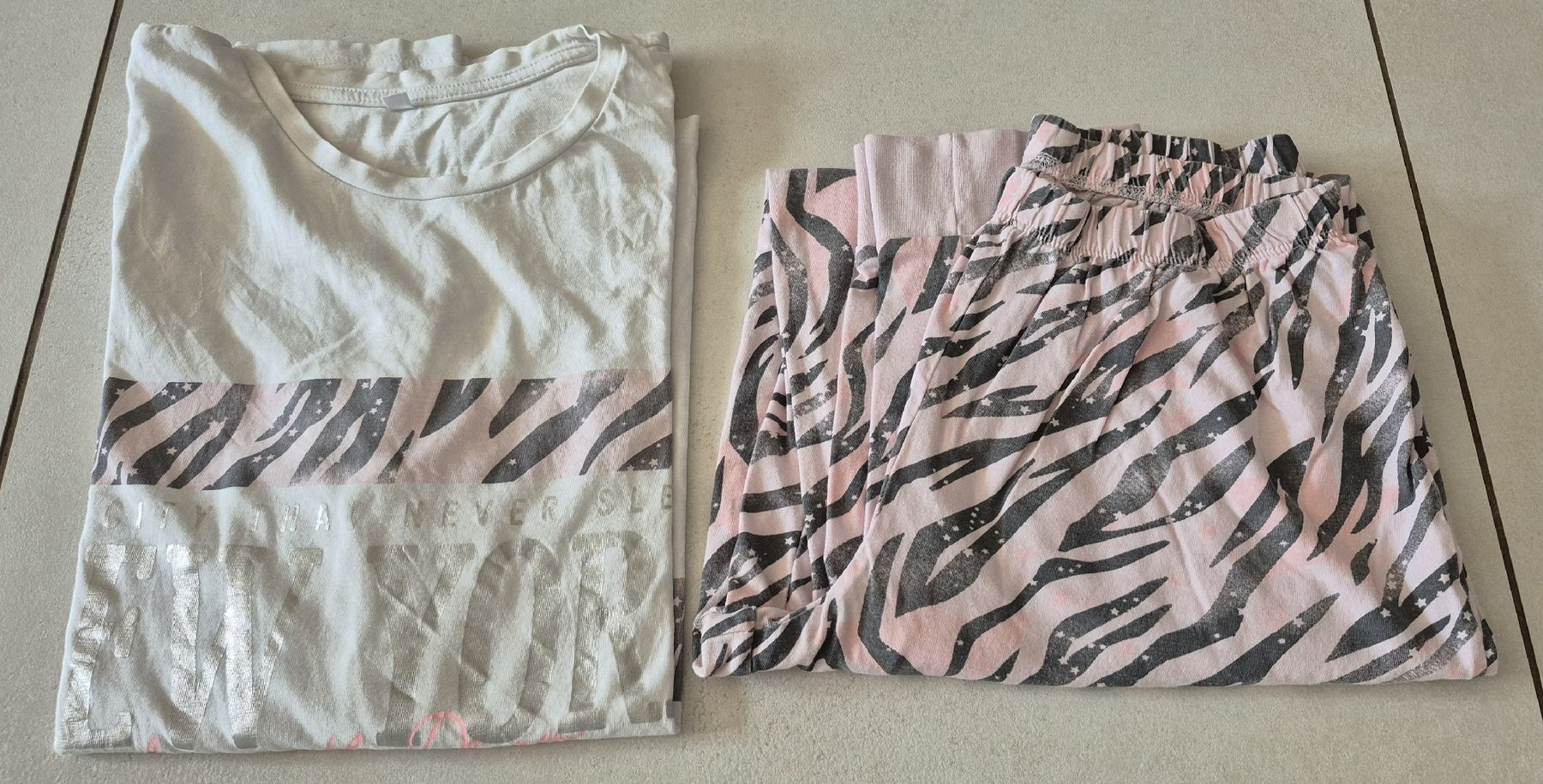 Pigiama & Simili: Joli pyjama taille 170 – Usato da Vouvry venduto da Arwenne 2