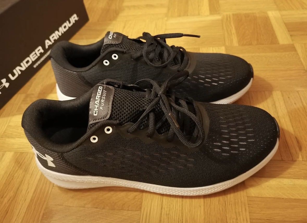 Scarpe da uomo: Under Armour Turnschuh / Sportschuh – Nuovo e nell'imballaggio originale da Dübendorf venduto da Phil1490