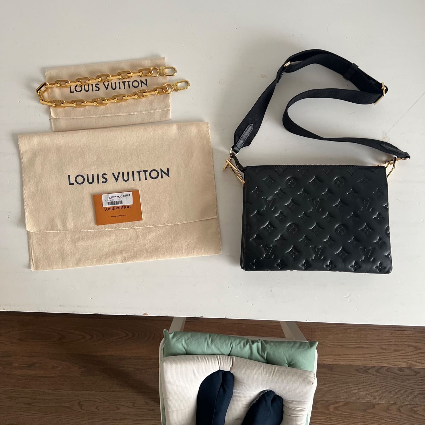 Louis Vuitton Borse da donna: LV Coussin PM – Nuovo (secondo la descrizione) da Bern venduto da Arteed