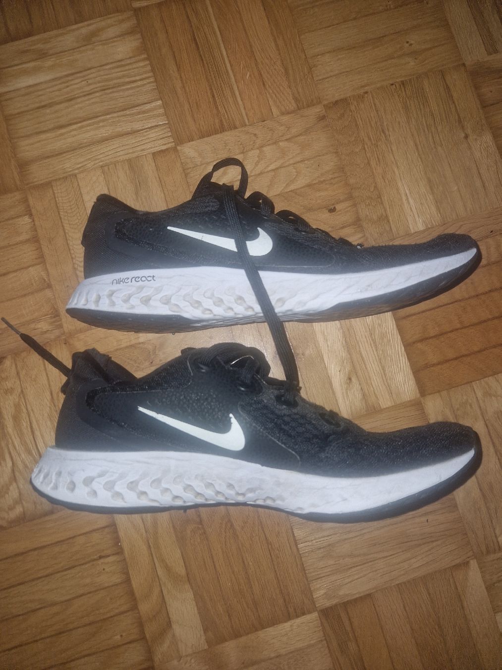 Nike Scarpe da uomo: Nike Shoe 45.5 – Usato da Berikon venduto da Wiederverwender2024