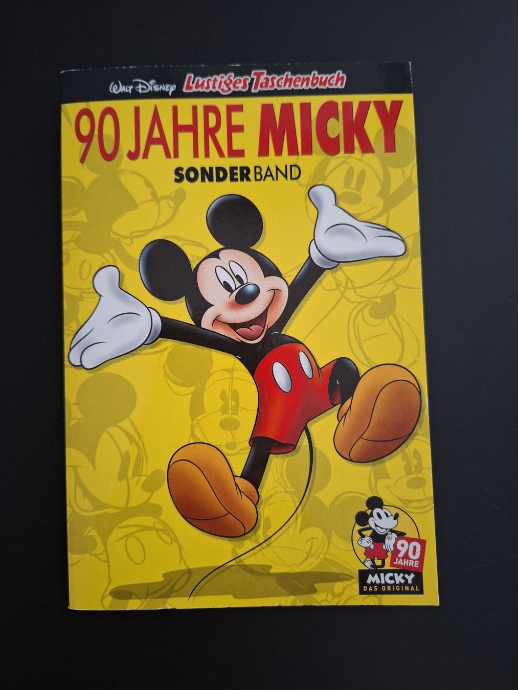 Fumetti: Micky Maus Sonderband: 90 Jahre Micky – Usato da Jegenstorf venduto da Cherry94
