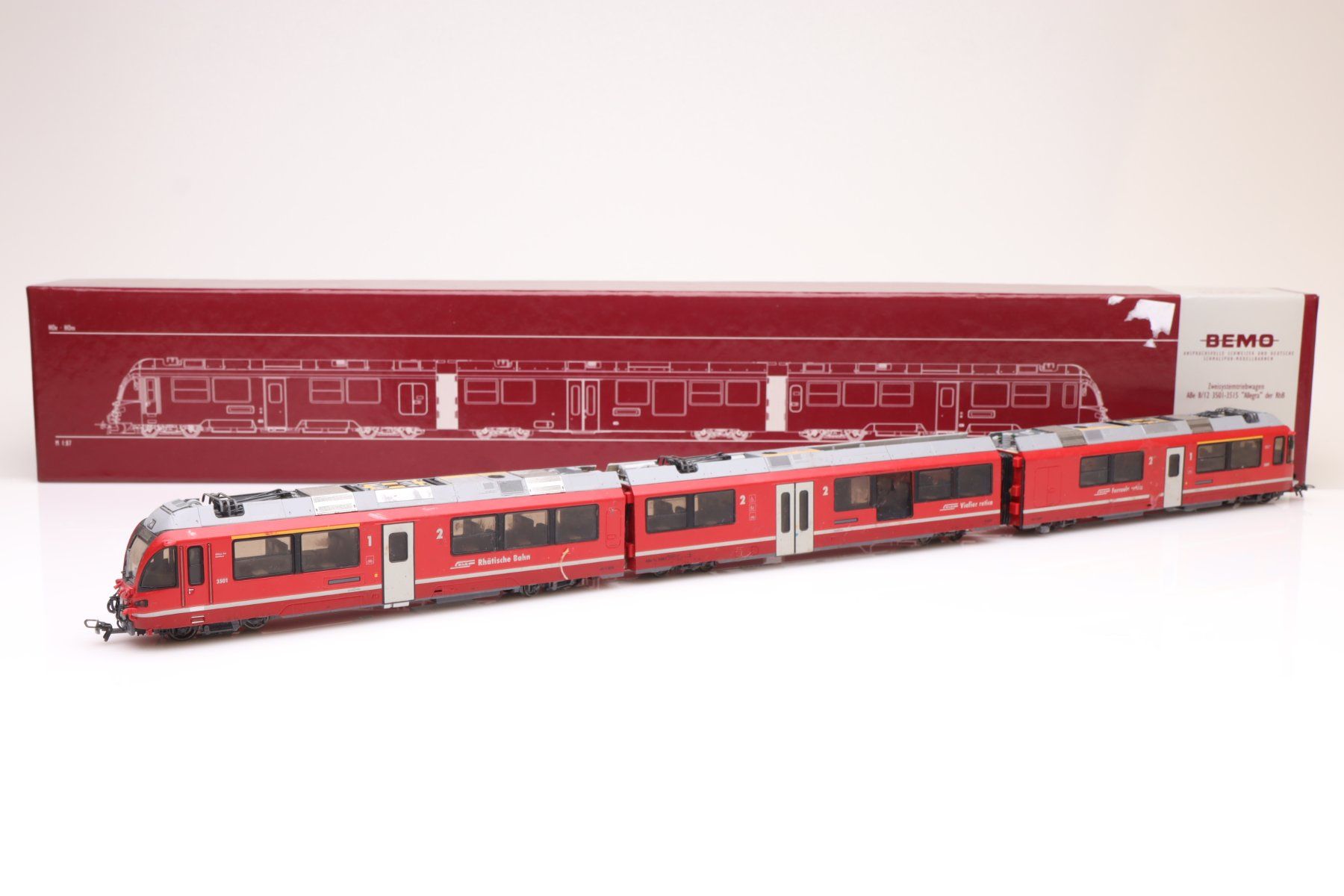 Bemo Modelleisenbahnen: Bemo 7244 101 RhB ABe 8/12 "Allegra" DC, H0m – Defekt aus Ried (Muotathal) von Modellbahn.swiss