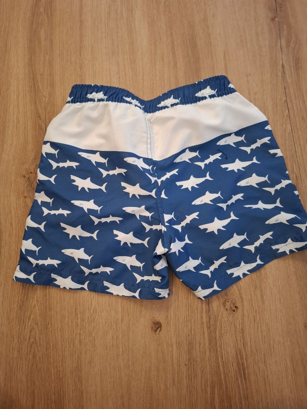Costumi da bagno: Badehose mit Hai-Muster, Grösse 128 – Usato da Muri AG venduto da ClaudiaK91 2