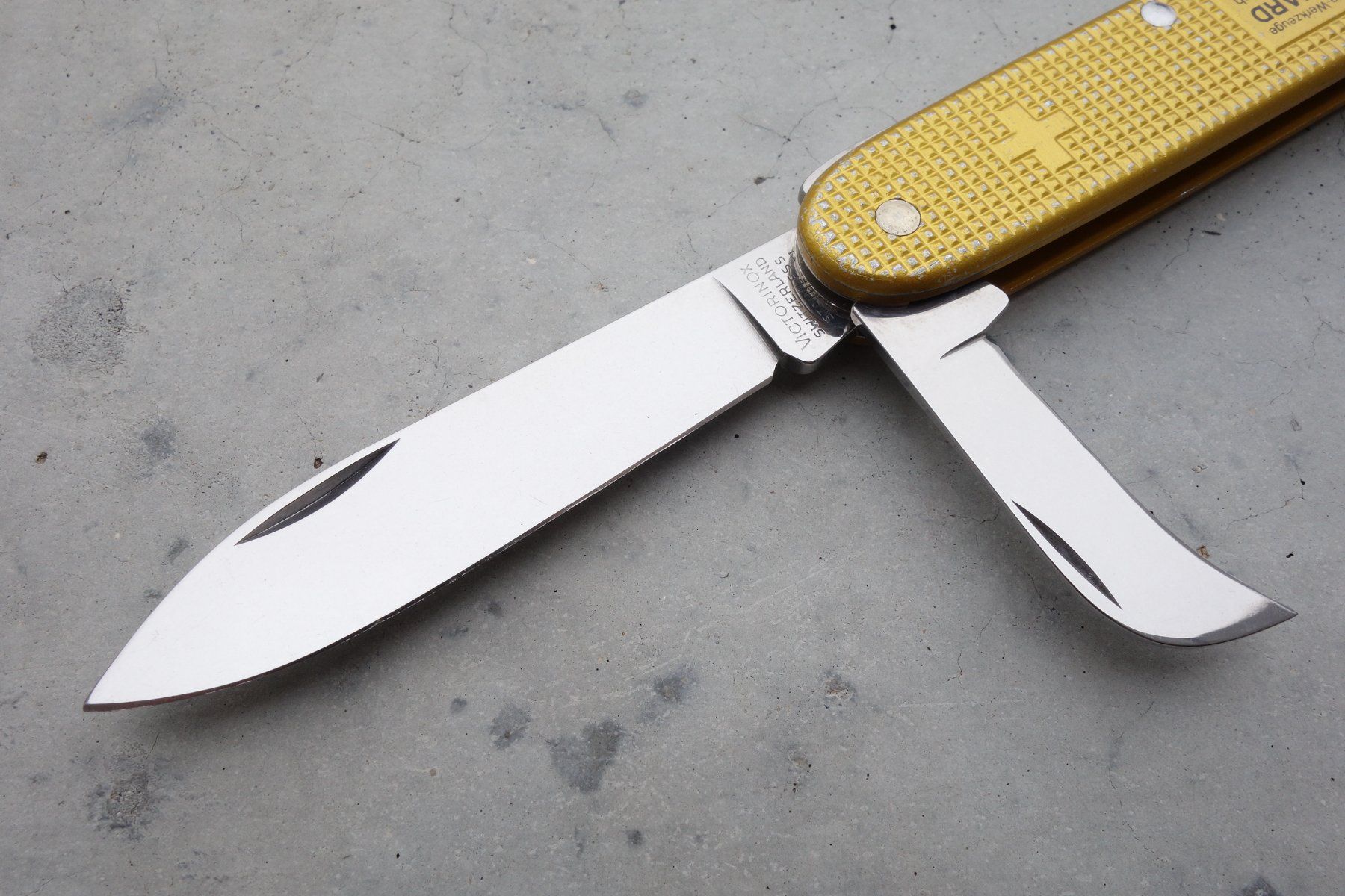 Victorinox Taschenmesser: Victorinox Alox Old Cross Sackmesser 97 – Gebraucht aus St. Gallen von 8201 6