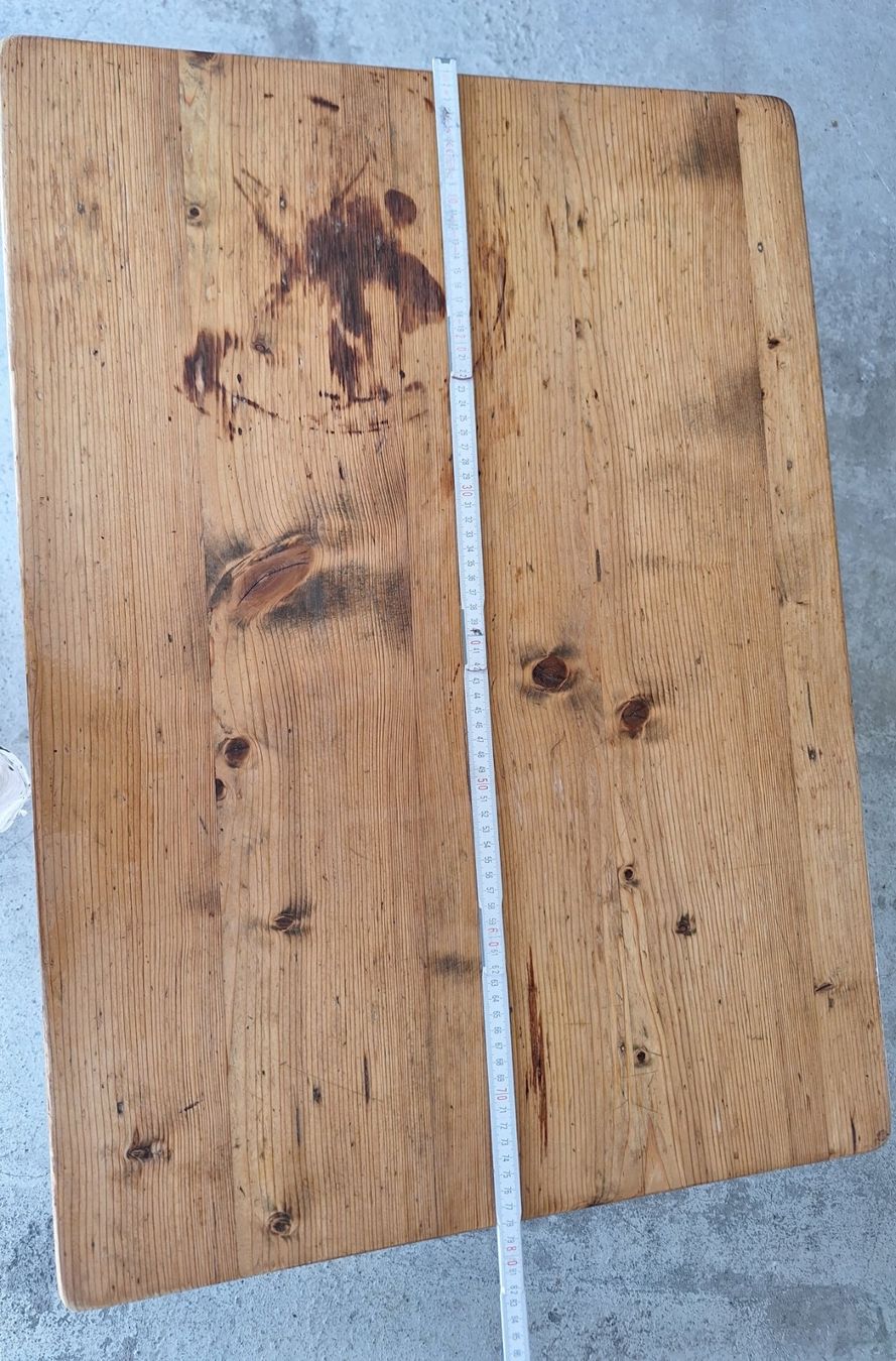 Tische: Holztisch massiv, gebraucht – Gebraucht aus Vordemwald von Denny 1