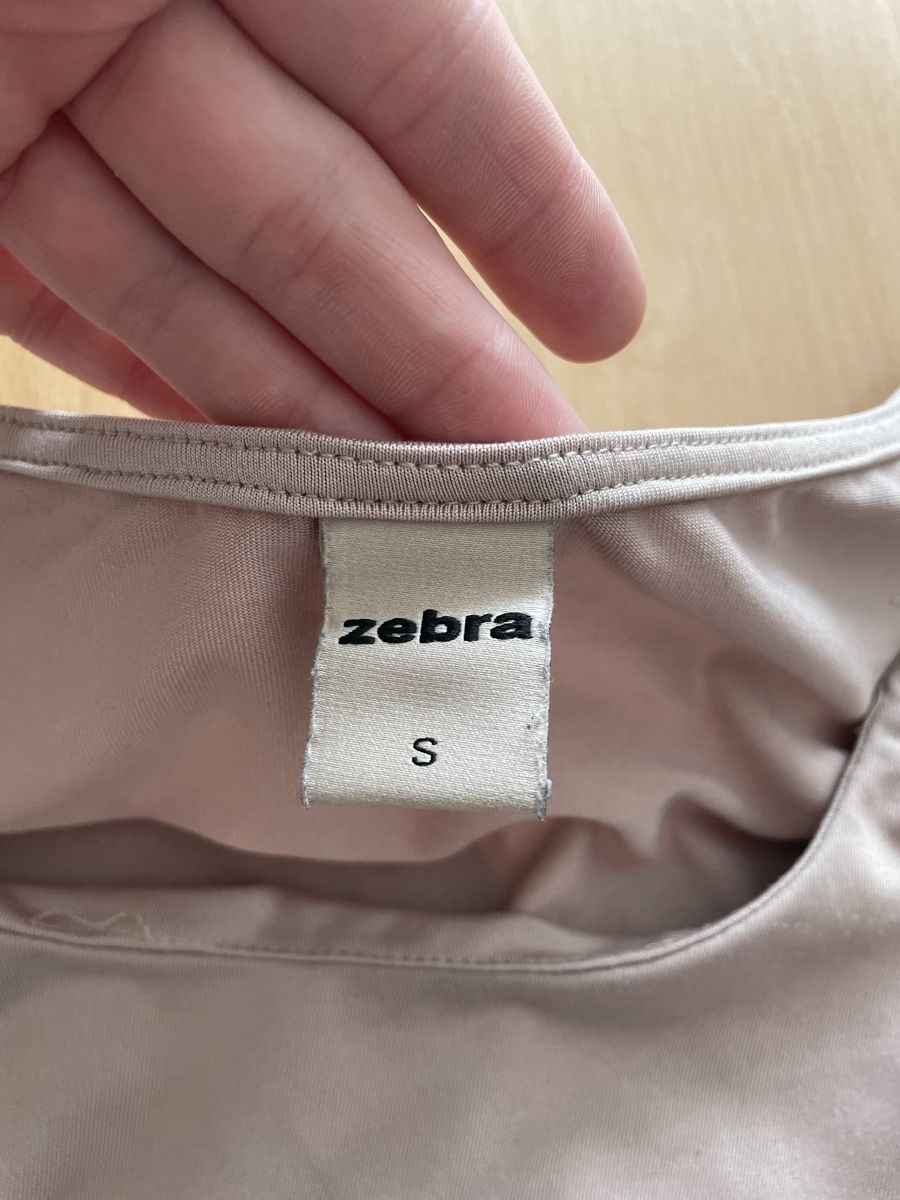 Top: Beiger Langarm Body von Zebra – Usato da Ebikon venduto da van_qg5n 1