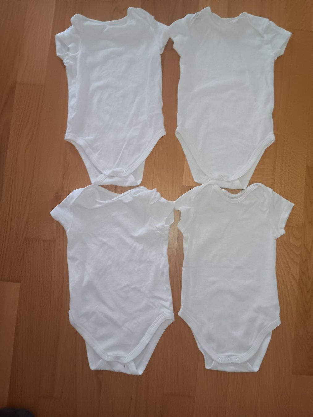 Kleiderpakete & -sets: Baby Kleider Paket ,Gr 86 – Neu (gemäss Beschreibung) aus Oftringen von WufffWuff 2