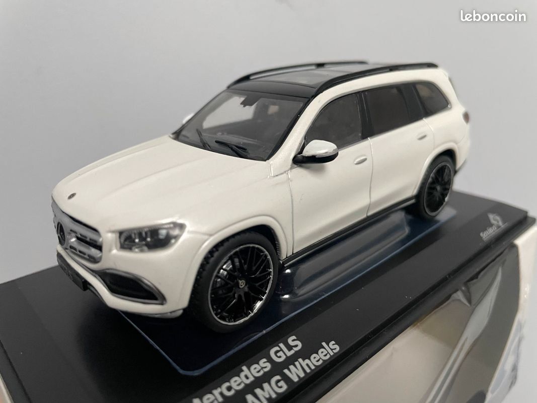 Mercedes-Benz Modellini d'auto: Mercedes GLS with AMG Wheels – Nuovo e nell'imballaggio originale da Flawil venduto da Imperiosud 5