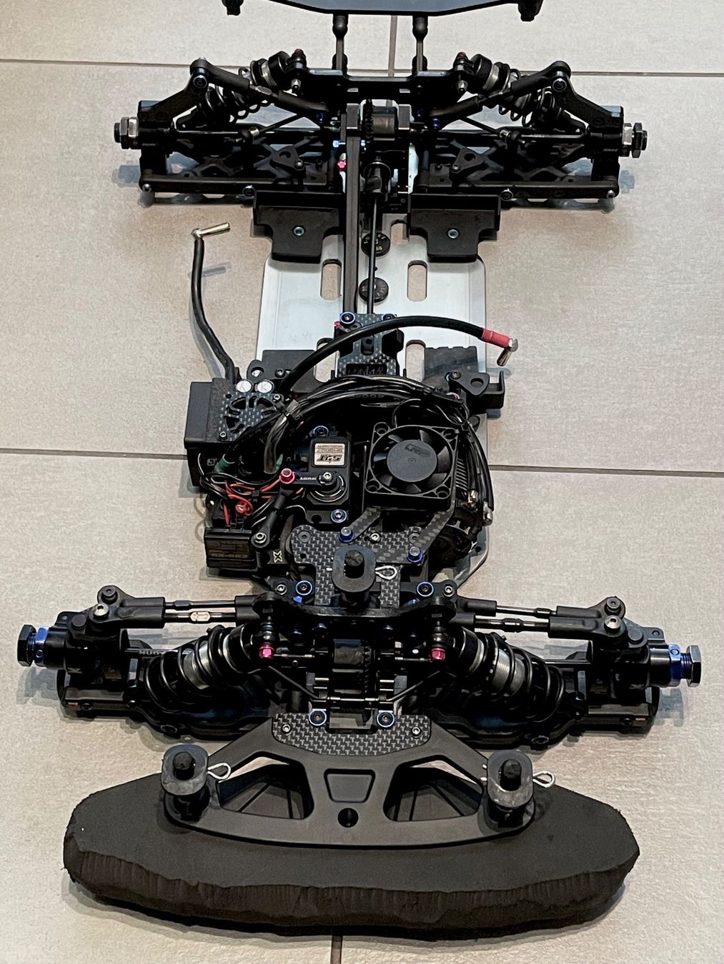 XRay Modellismo RC: Xray GTX8e 2024 – Usato da Lamone venduto da mike087 4