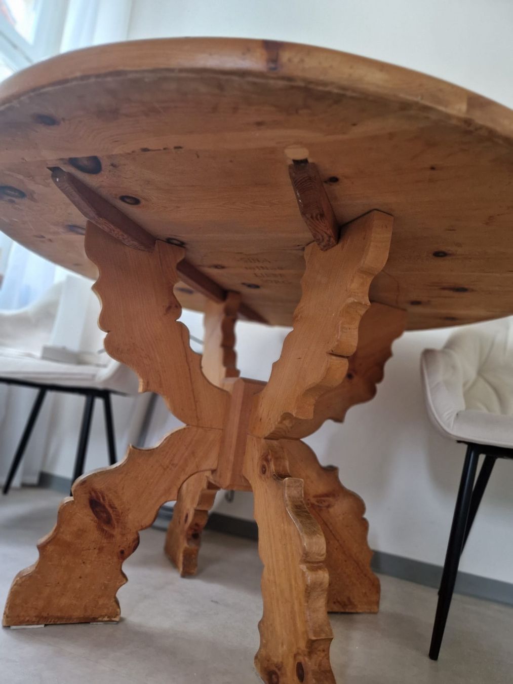 Tavoli: Arventisch rund – Usato da Sils im Domleschg venduto da platin01 3