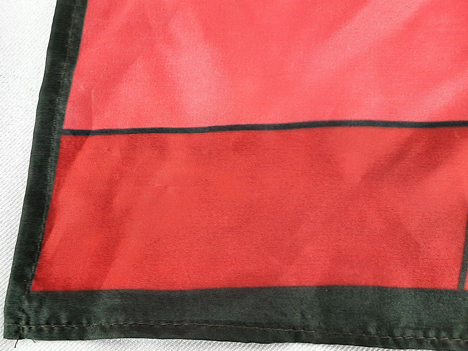 Foulards, Tücher & Schals: CHANGE MAKER Seidenfoulard – Neu (gemäss Beschreibung) aus Beinwil am See von Restwert_Beinwil 6