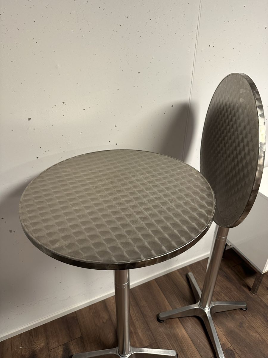 Tavoli: 2x Bistro-/Bartisch 115cm hoch – Usato da Bättwil venduto da sam_wy 1