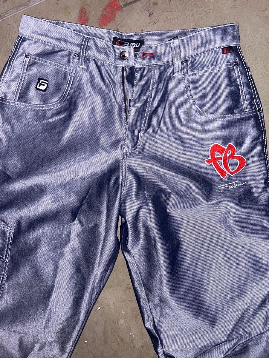 Fubu Jeans: FUBU Silver Jeans – Neuf avec emballage d'origine à Sennhof par spider605