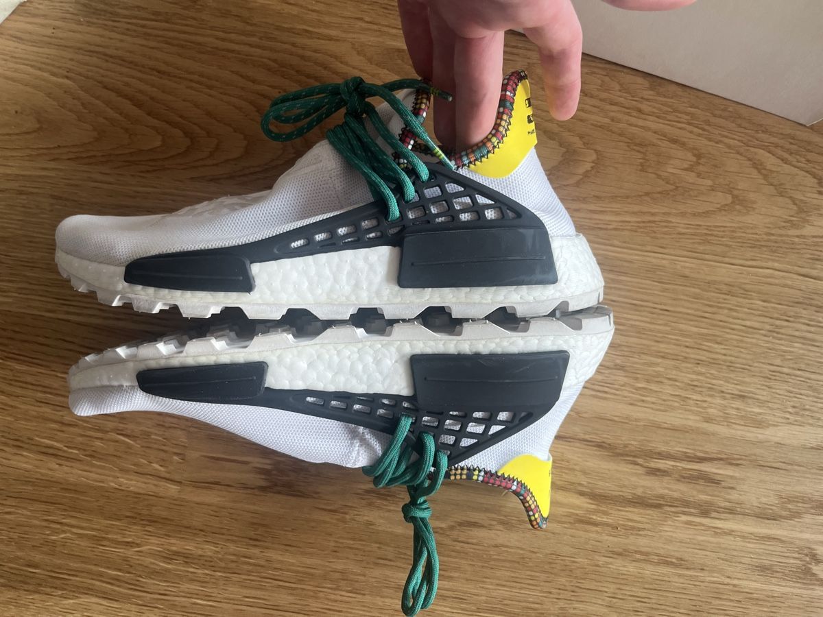 Adidas Herrenschuhe: Adidas NMD Hu Pharrell Williams EU 42 – Gebraucht aus Liebefeld von donetasy 2
