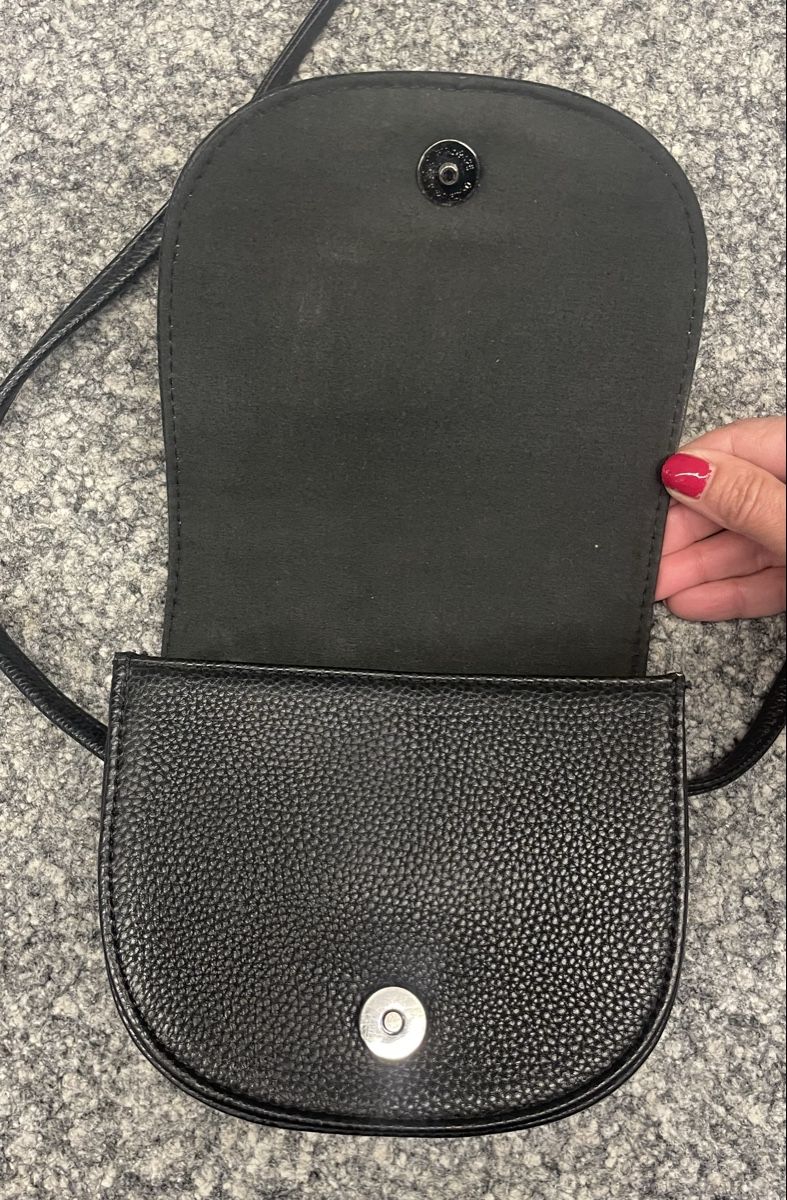 Borse da donna: Schlichte schwarze kleine Umhängetasche – Nuovo (secondo la descrizione) da Au ZH venduto da Jaggy4 1