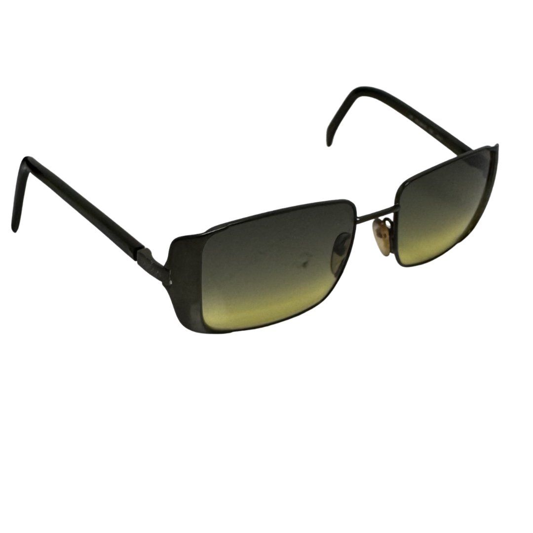 Gucci Occhiali & Lenti: Vintage GUCCI Sonnenbrille Y2K Rectangle Shield Gradient – Usato da Porrentruy venduto da MadameResell 1