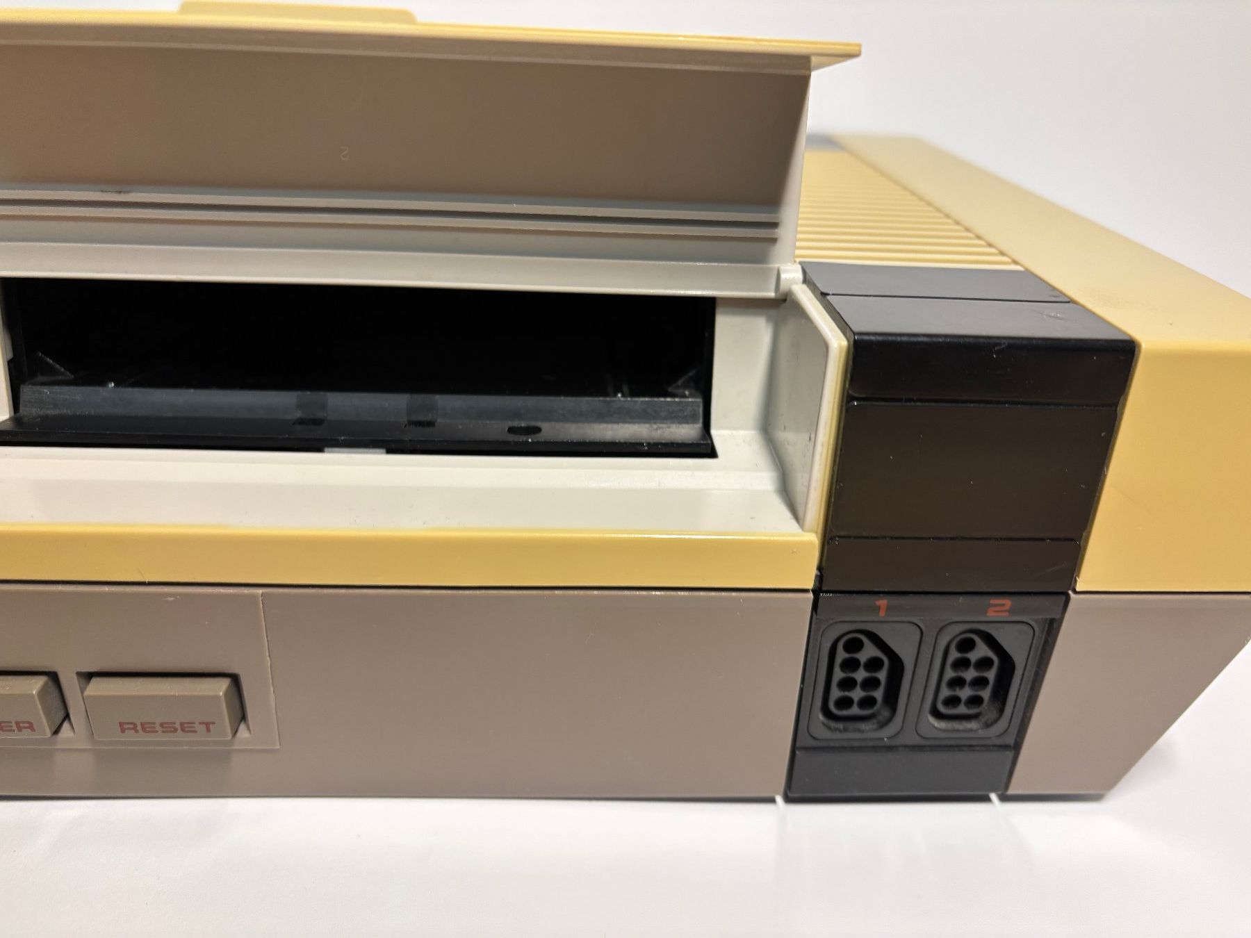 Nintendo Console: NES - Konsole – Usato da Allschwil venduto da bul_5pmr 5