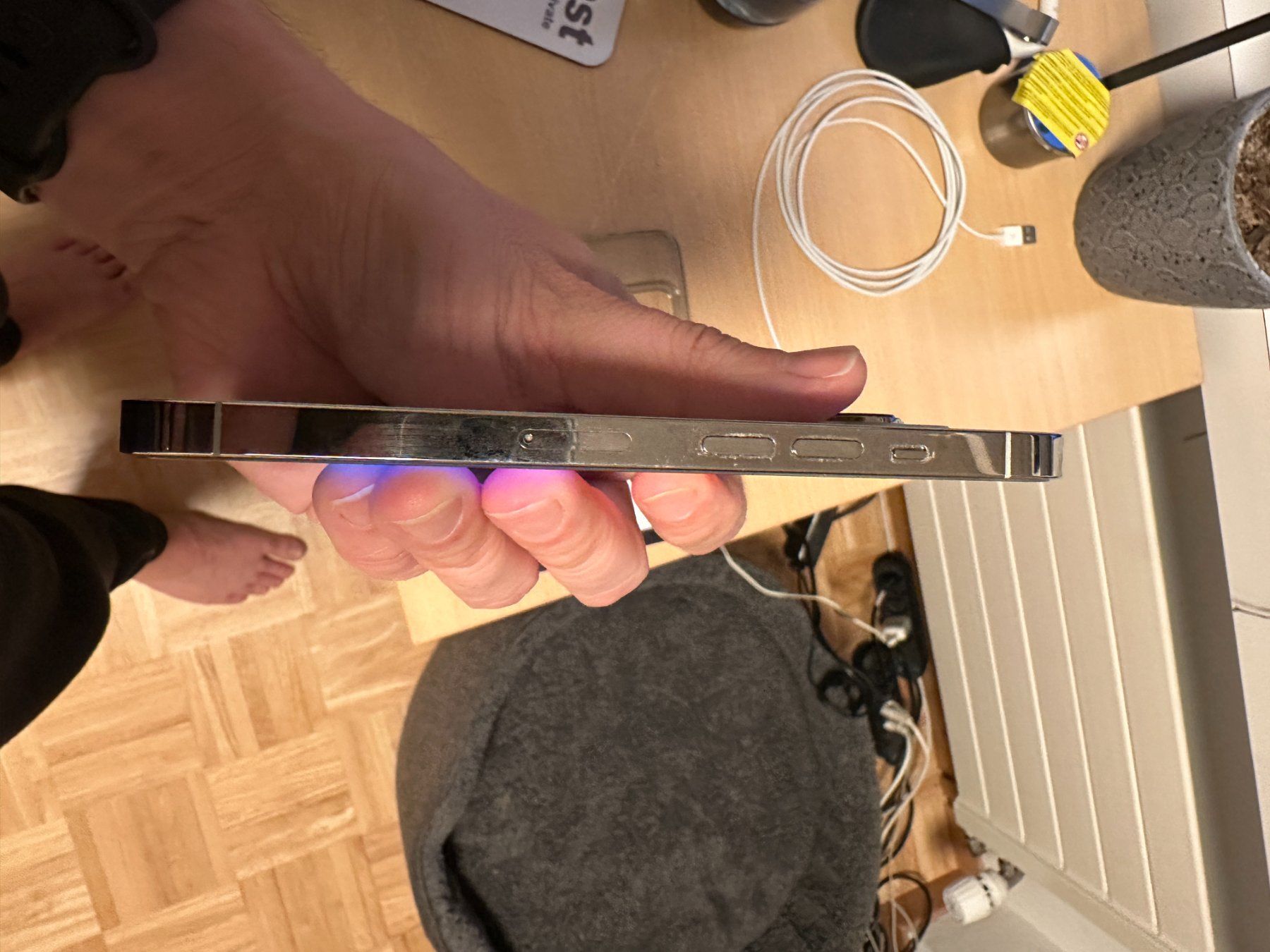 Apple Handys / Smartphones: Apple iPhone 13 Pro, 128 GB, weiss – Gebraucht aus Neuenhof von  5