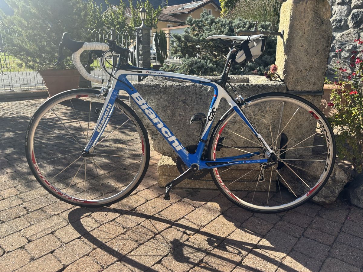 Bianchi Vélos: Vélo de course Bianchi 2C2 full carbone 52 taille – Neuf (Voir description) à Conthey par Michel124 1