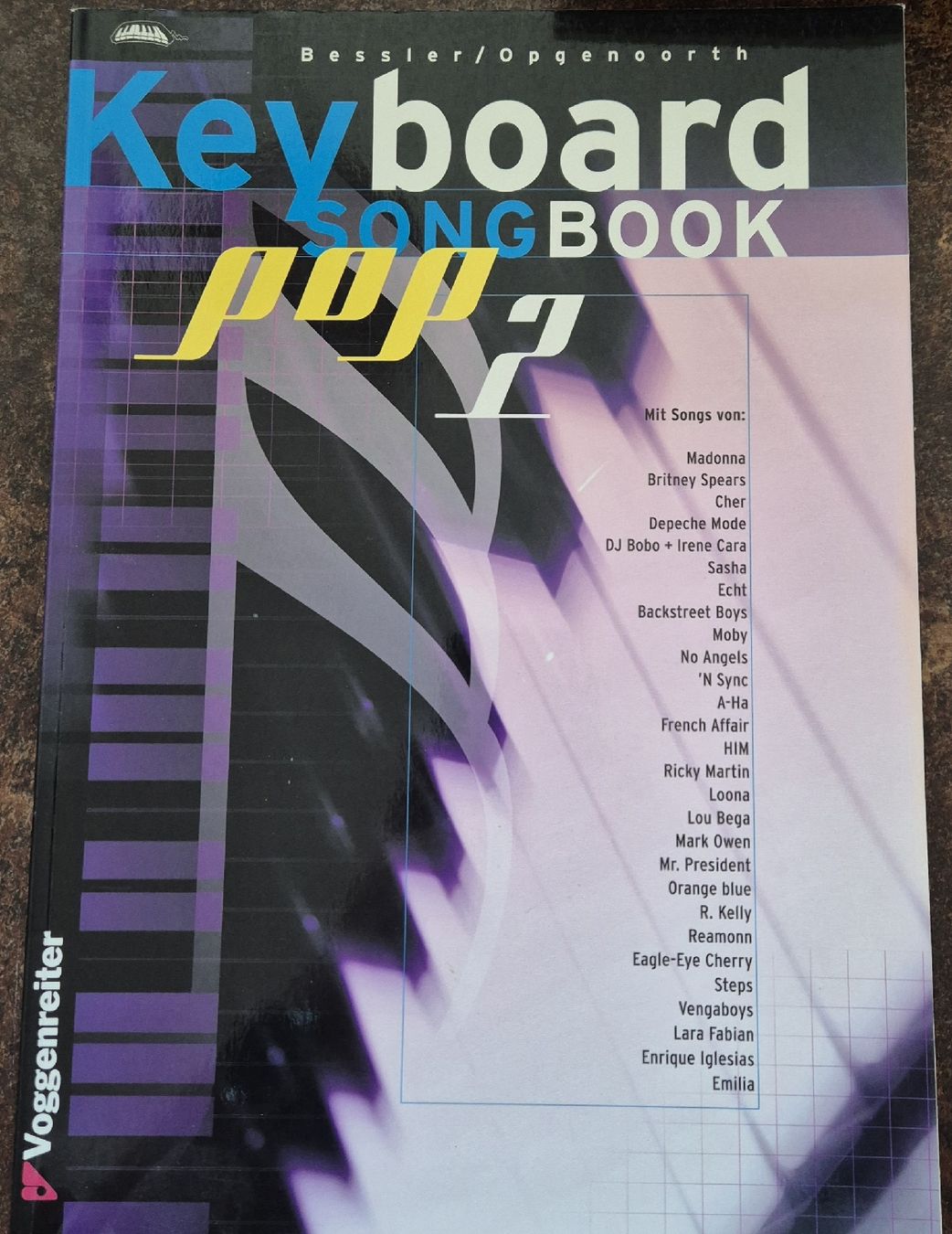 Libri: Diverse Keyboard Songbücher mit Hits – Usato da Zofingen venduto da Andevely 5