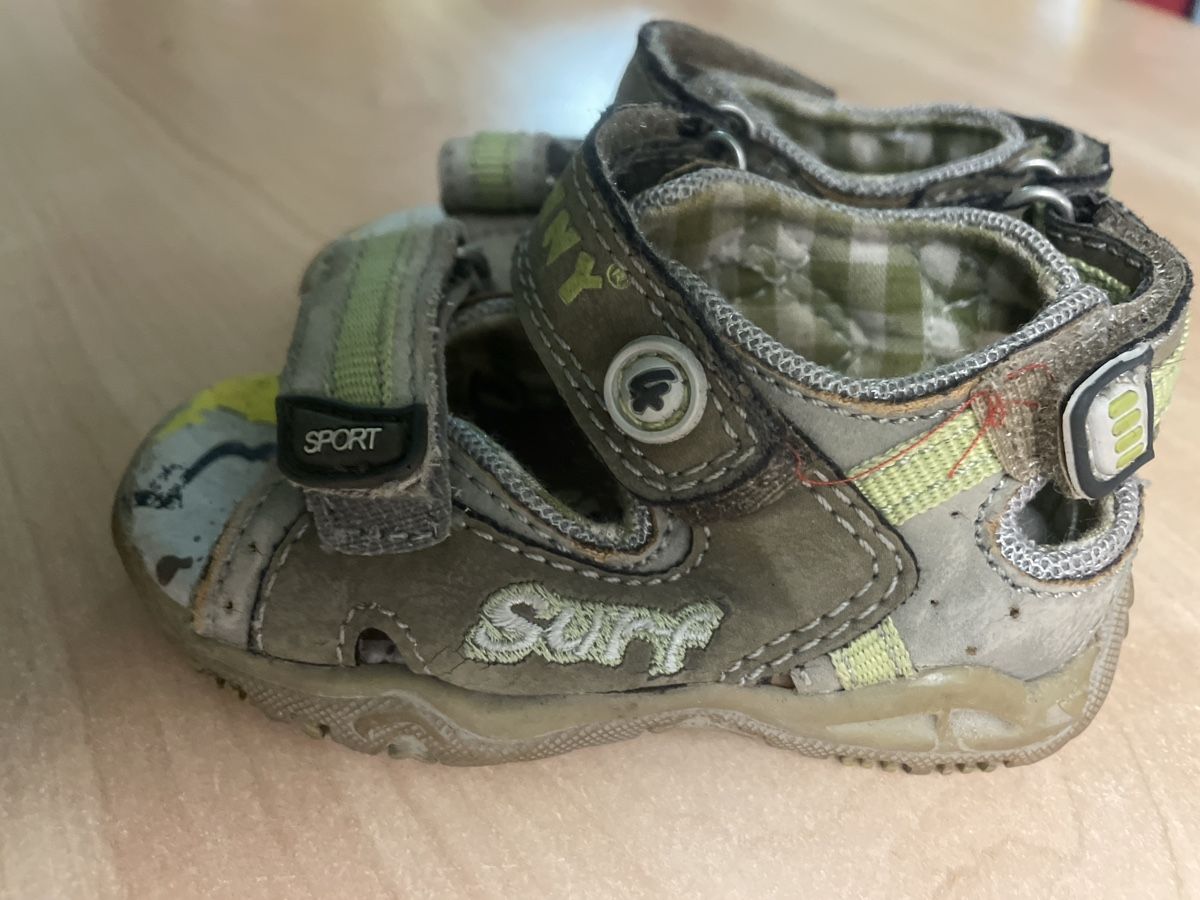 Scarpe per ragazzi: Kinder Funny Sandalen, Gr.20 – Usato da Obergerlafingen venduto da cabo4