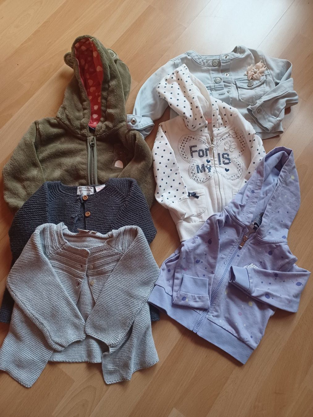 Lotti & Set di vestiti: 25 teiliges Mädchen Paket 86 – Usato da Matt venduto da Remonso 1