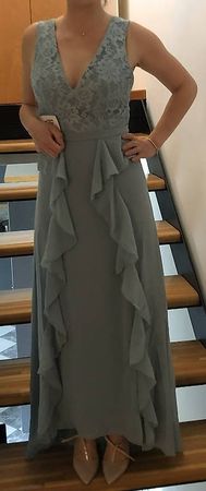 Elegantes Kleid - perfekt für Zeremonien und Hochzeiten