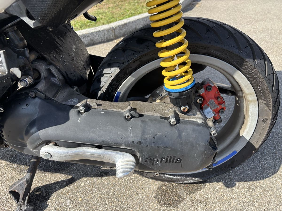 Aprilia Scooter: Aprilia Sr 50 – Usato da Ipsach venduto da seb_2p9q 4