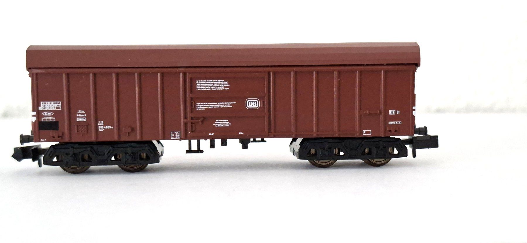 Trix Modelleisenbahnen: Minitrix DB Güterwagen – Gebraucht aus Biberist von Ntrains