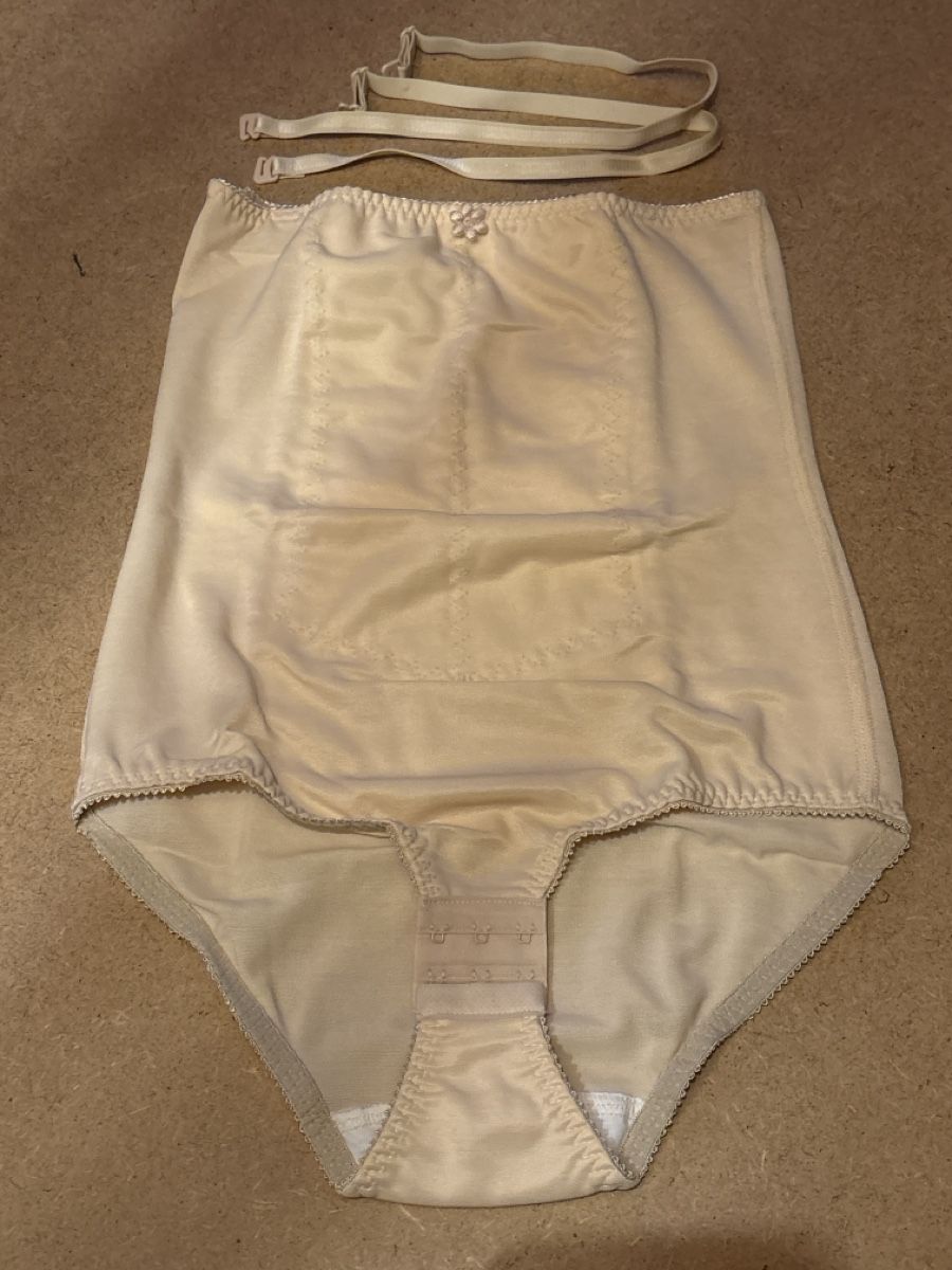 Altra biancheria intima: Kompressions Unterbrust Body – Nuovo (secondo la descrizione) da Rümlang venduto da Sambas19