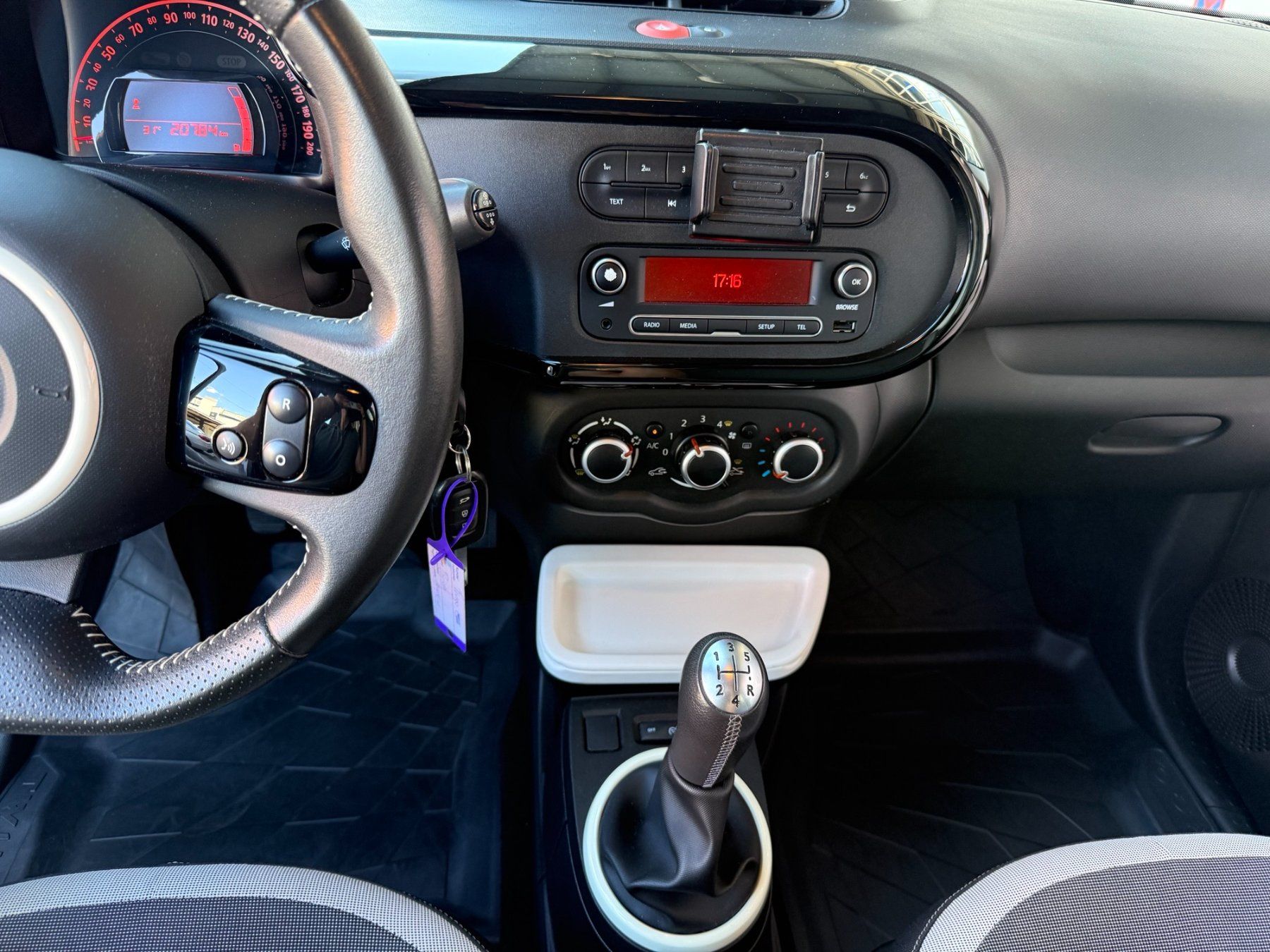 Renault Automobili: Renault Twingo 1.0 SCe 70 City – Usato da Adliswil venduto da RuckstuhlAdliswil 5